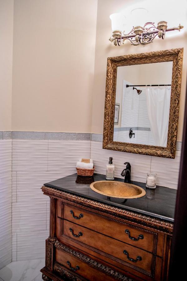 Puddicombe House Hotel New Hamburg Bagian luar foto