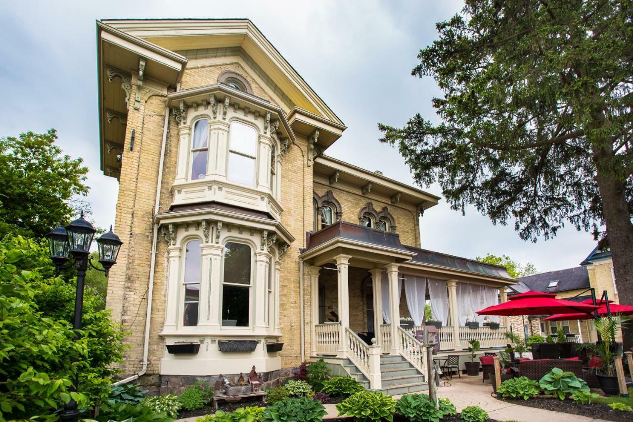 Puddicombe House Hotel New Hamburg Bagian luar foto