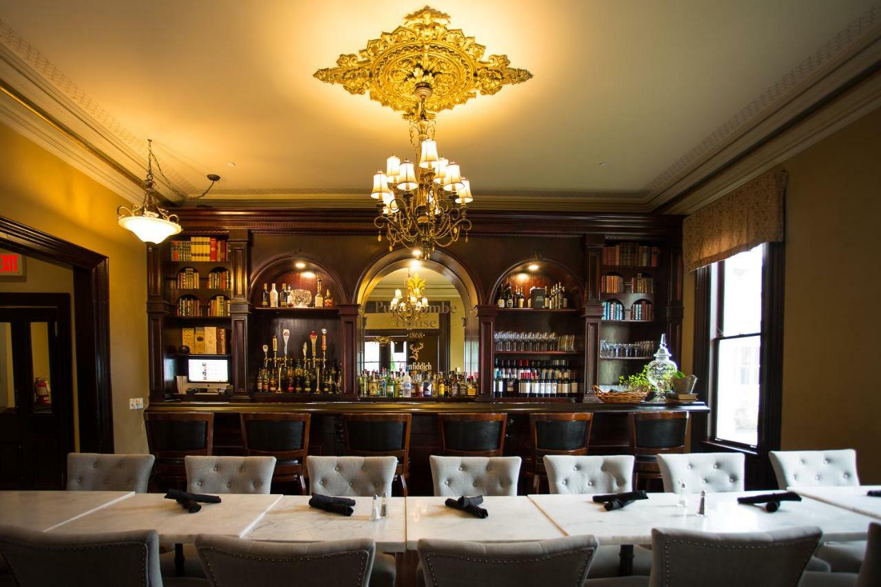 Puddicombe House Hotel New Hamburg Bagian luar foto